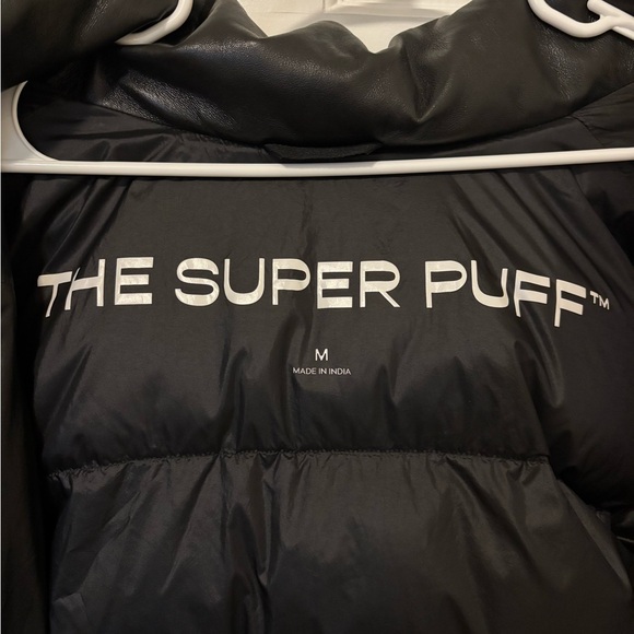 Aritzia Super Puff Shorty Coat - Picture 7 of 11